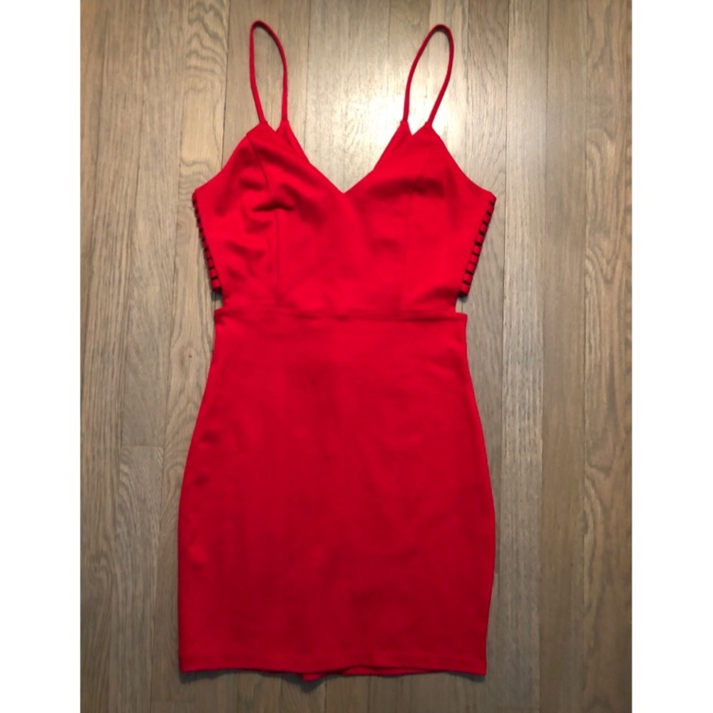 JOE & ELLE Red spaghetti strap mini dress